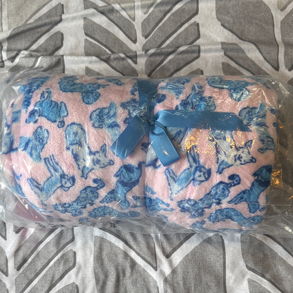 Lilly Pulitzer Pink and Blue Blanket-ruff night
